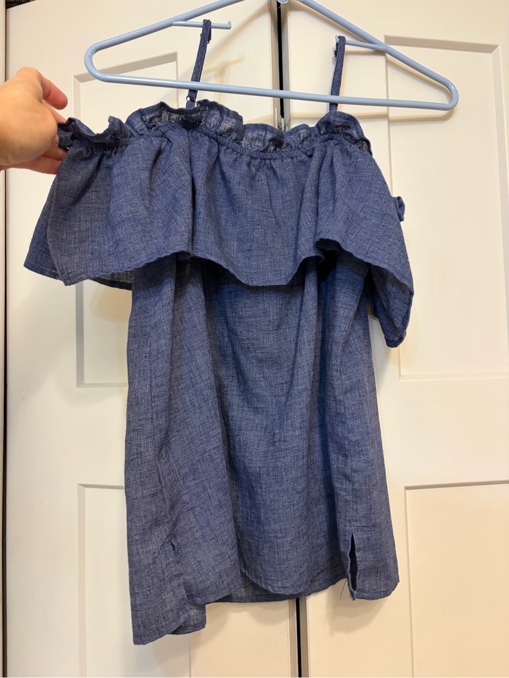 Splendid off the shoulders blouse